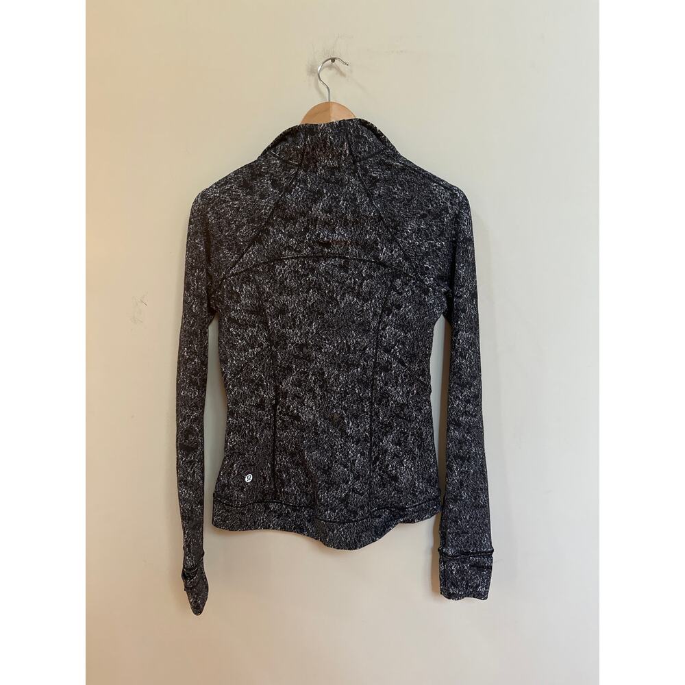 LULULEMON Outrun the Elements 1/2 Zip Pullover in Misted Jacquard Black White - Picture 6 of 8